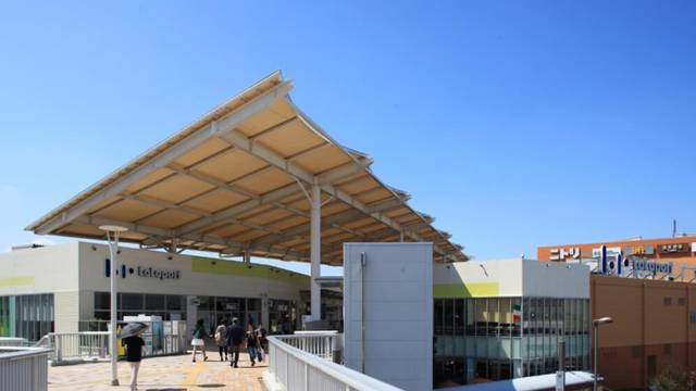 三郷市：駅周辺